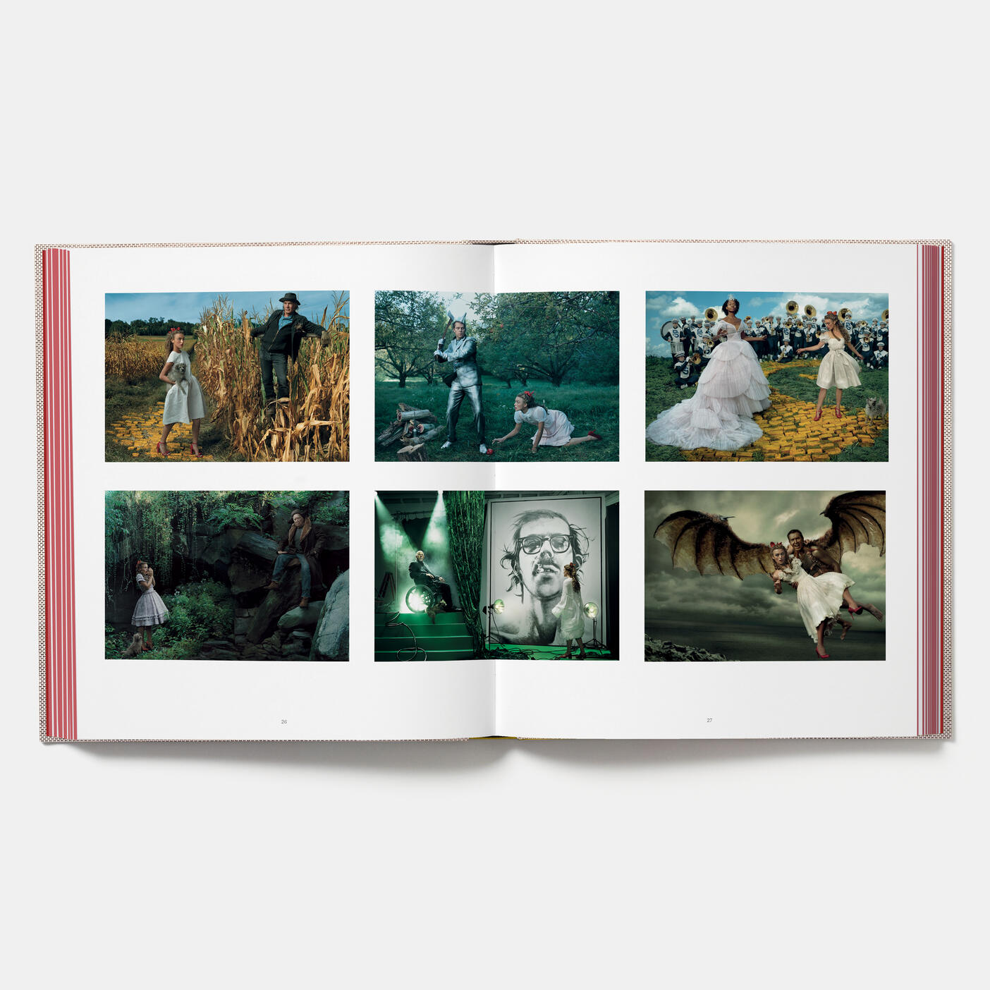 Annie Leibovitz: Wonderland | Papercut